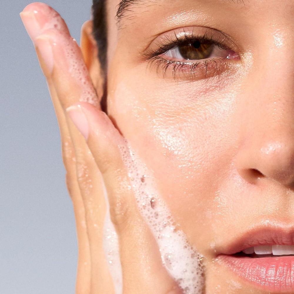 Gel Limpiador Facial Dermalogica Suave Y Espumoso 1,1 Libras