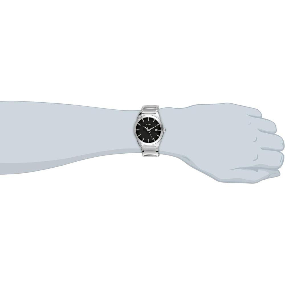 Reloj Bulova de cuarzo para hombre con esfera negra estampada y pulsera plateada de acero inoxidable