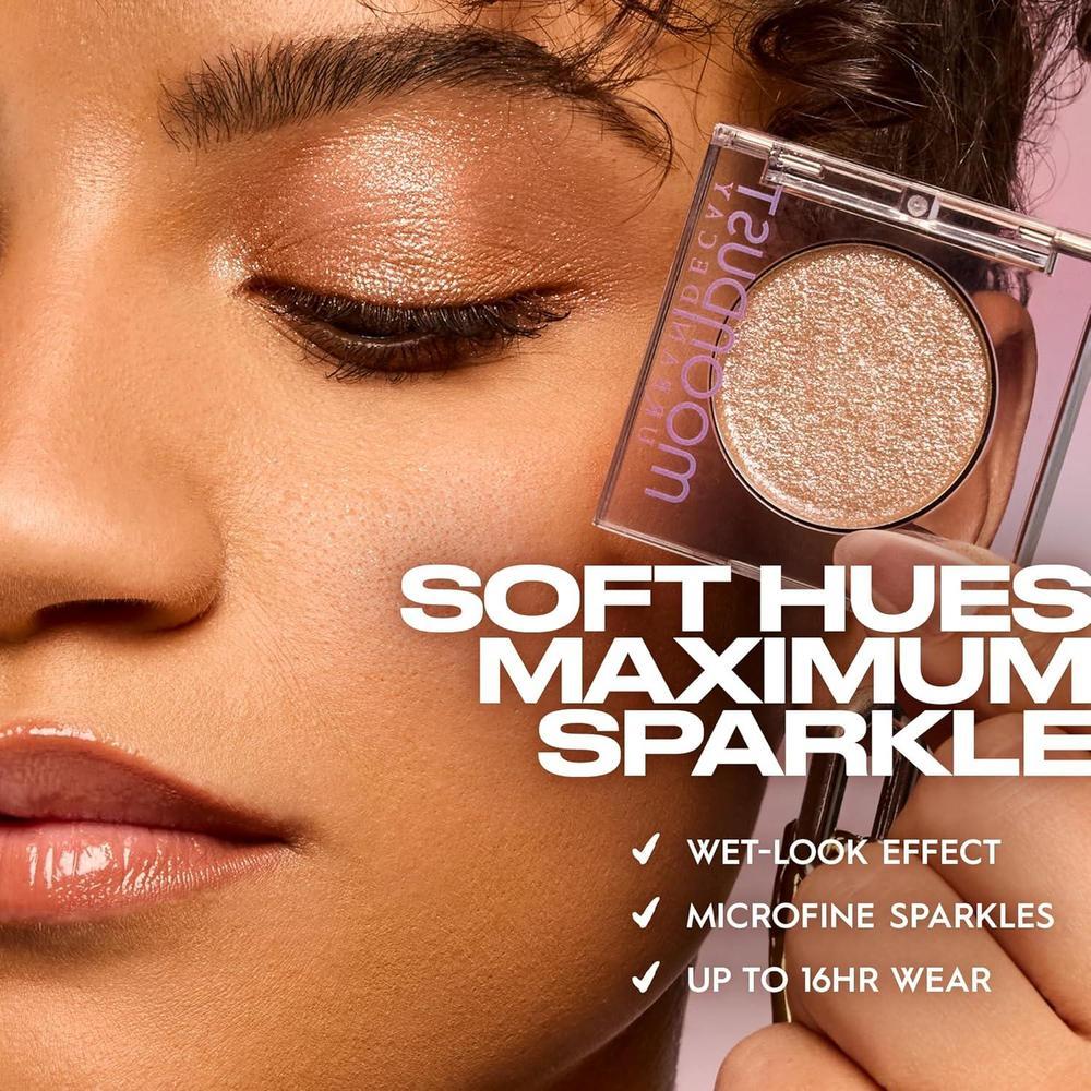 Sombra De Ojos Con Purpurina URBAN DECAY 24/7 Moondust - Color Cosmic - Acabado Brillante Reflectante
