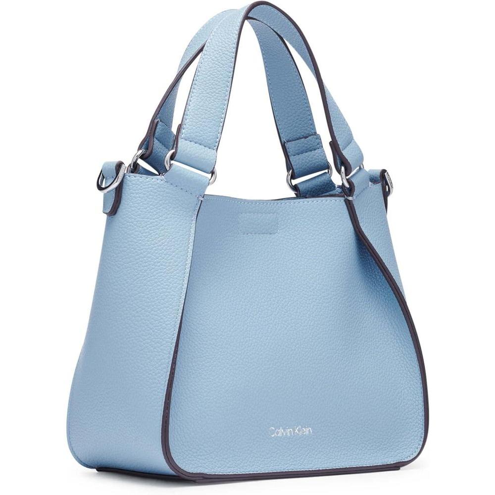 Bolso Crossbody Calvin Klein Estelle Novelty, cuero vegano, elegante, funcional y fácil de mantener, ideal para cualquier ocasión