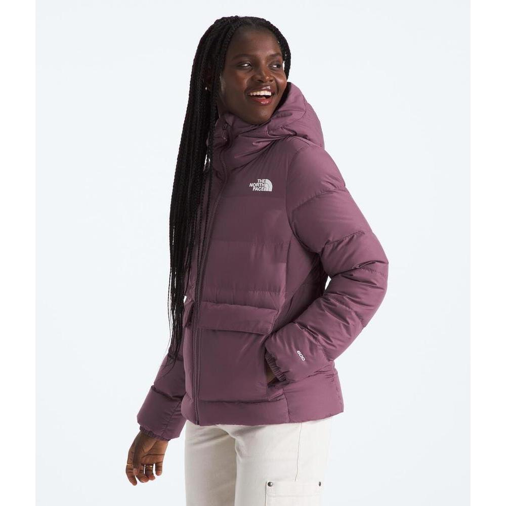 Chaqueta aislante para mujer de The North Face con plumón reciclado y acabado repelente al agua, ideal para el invierno