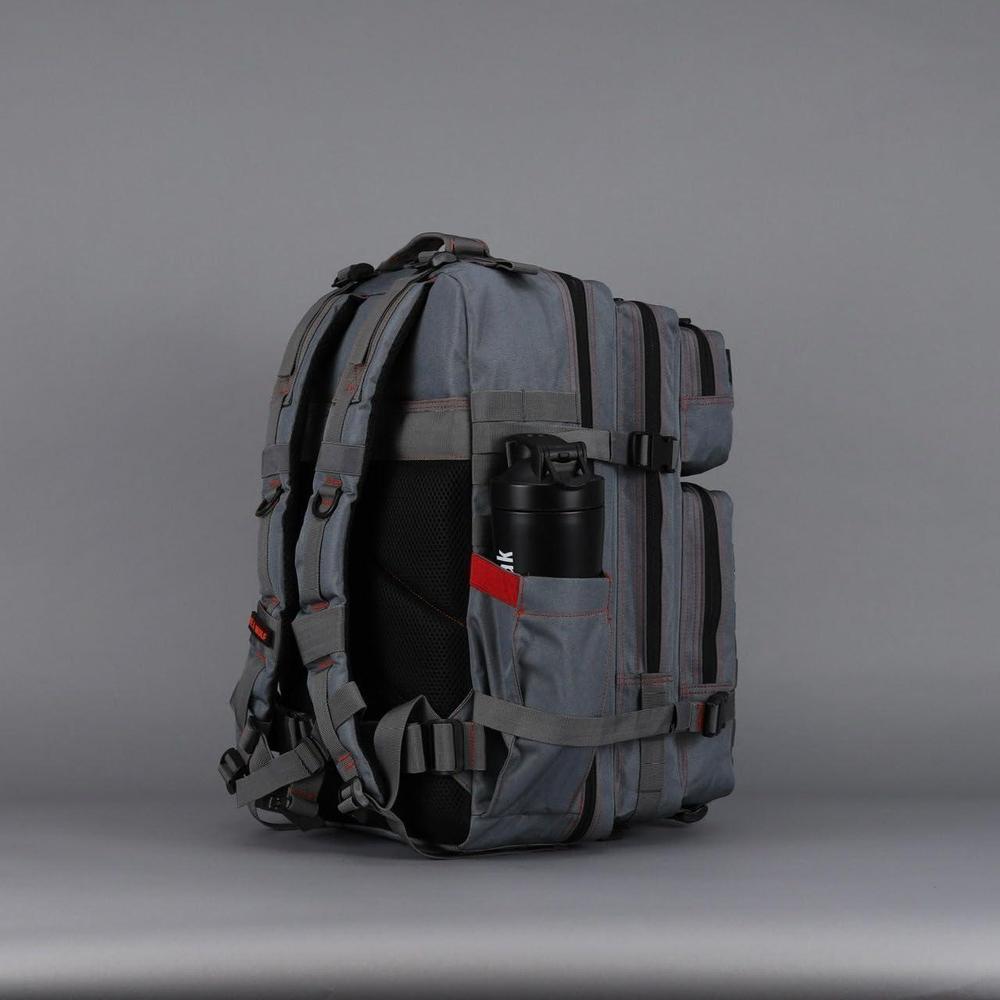 Mochila táctica WOLFpak de 45L color yunque gris para camping, senderismo, gimnasio, personalizable con parches y resistente al agua
