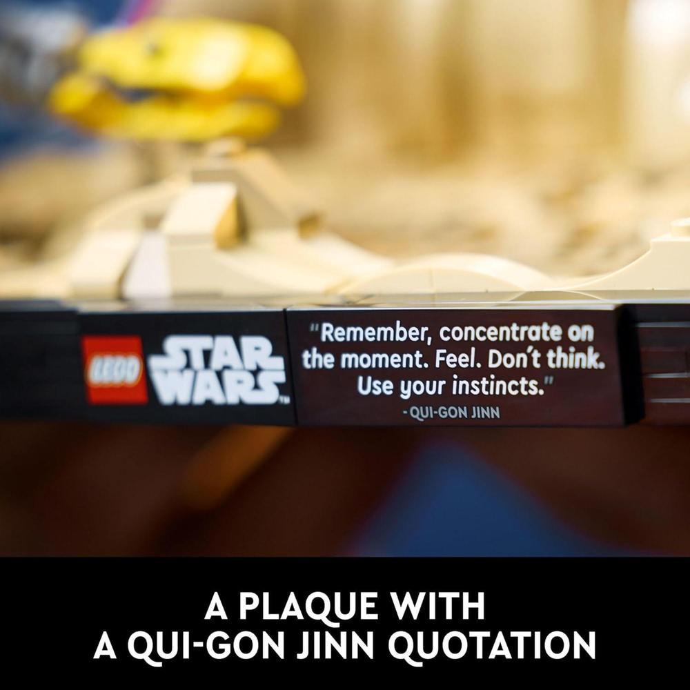LEGO Star Wars Diorama de La Amenaza Fantasma Mos Espa Podrace para Adultos, Incluye el Podracer de Anakin Skywalker 75380