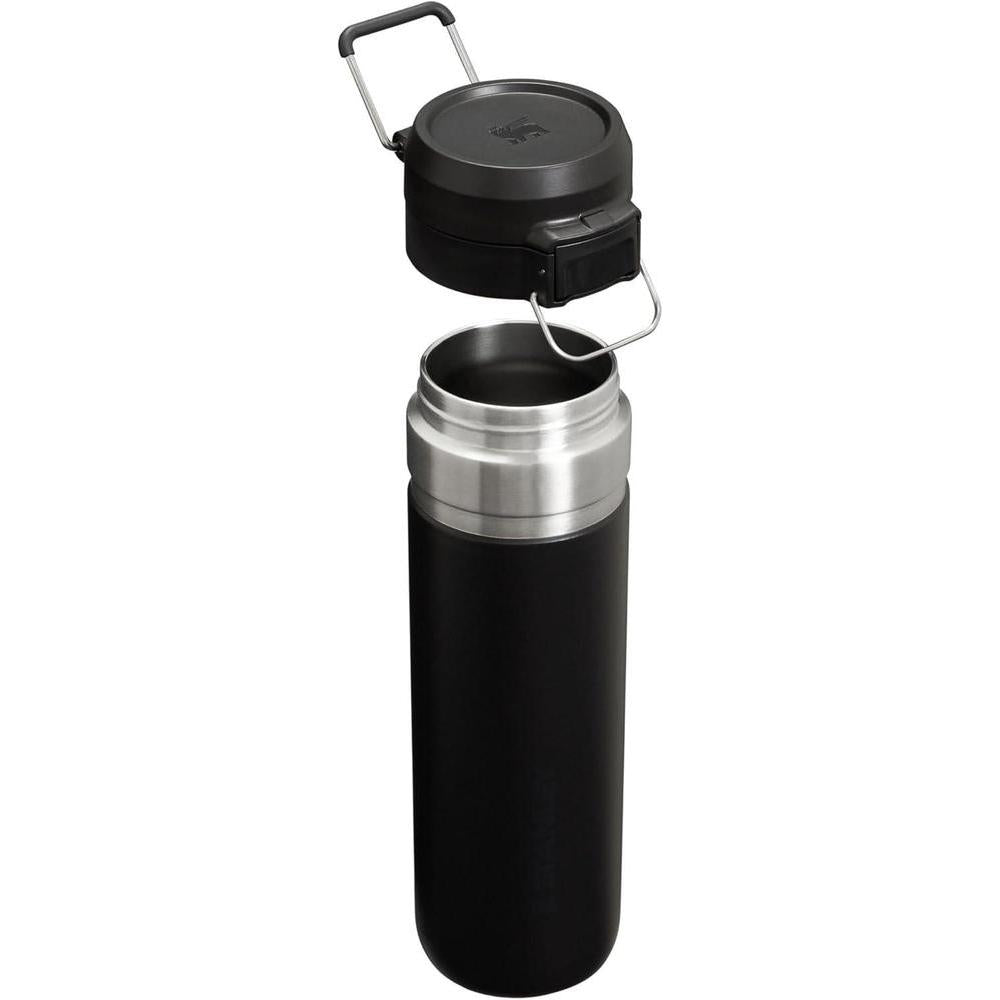 Stanley Quick Flip GO Botella de agua, tapa de botón, a prueba de fugas y plegable para viajes y deportes, acero inoxidable sin BPA, negro