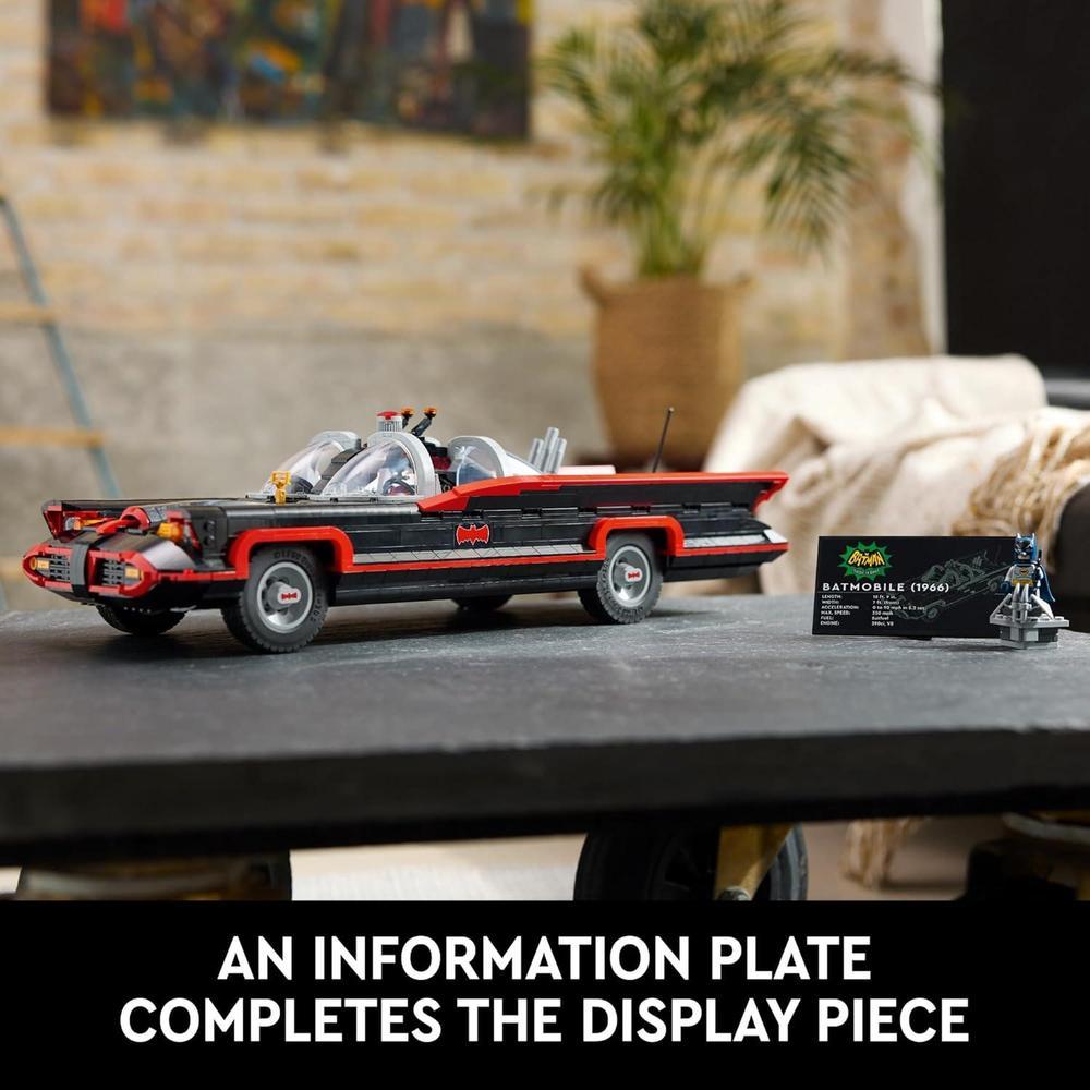 LEGO DC Batman: Set de construcción del clásico Batmobile de la serie de TV de 1966, ideal para fans adultos y coleccionistas