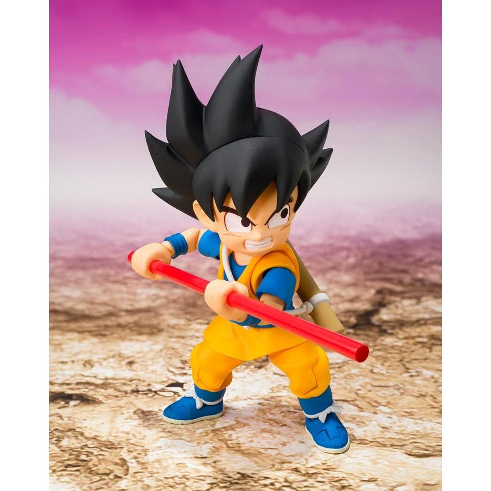 Figura de acción Son Goku de Dragon Ball DAIMA - SH Figuarts por Bandai Spirits, edición Mini con articulaciones especiales.