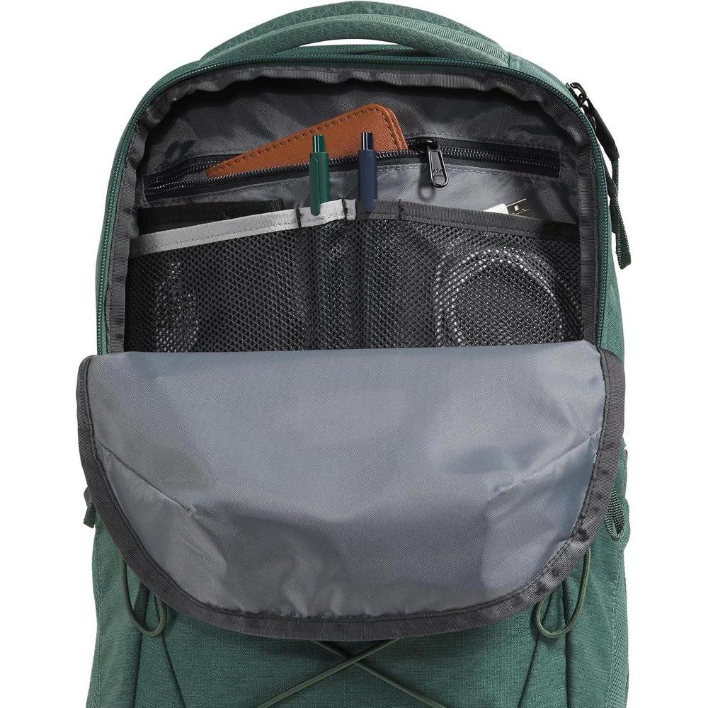 Mochila Jester de The North Face con sistema FlexVent y organización total, ideal para trabajo y estudio