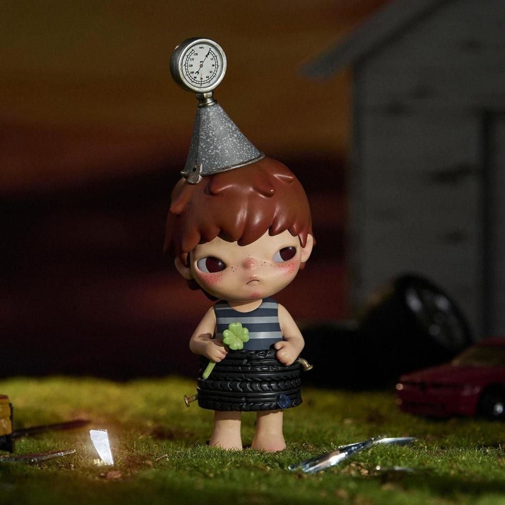 POP MART Hirono Series Echo Figuras coleccionables aleatorias en caja ciega, regalos ideales para decoración y cumpleaños